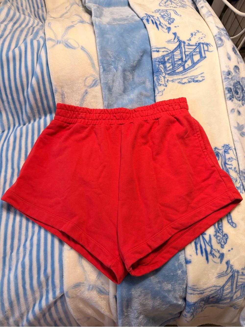 Daily Drills x Driscolls red sweat shorts size M/L